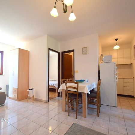 Apartment Ozren Malinska Exterior photo