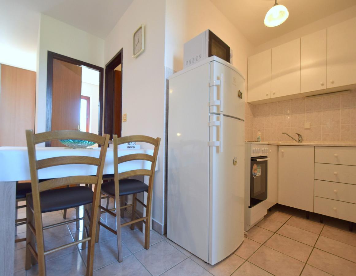 Apartment Ozren Malinska Exterior photo